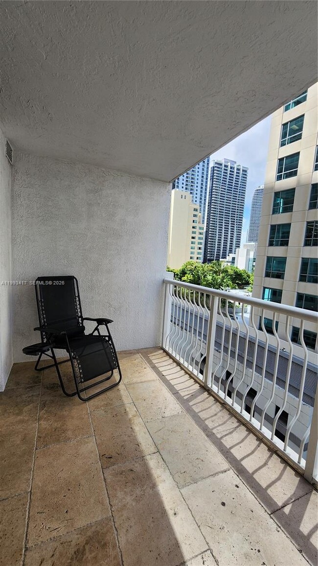 Building Photo - 1200 Brickell Bay Dr