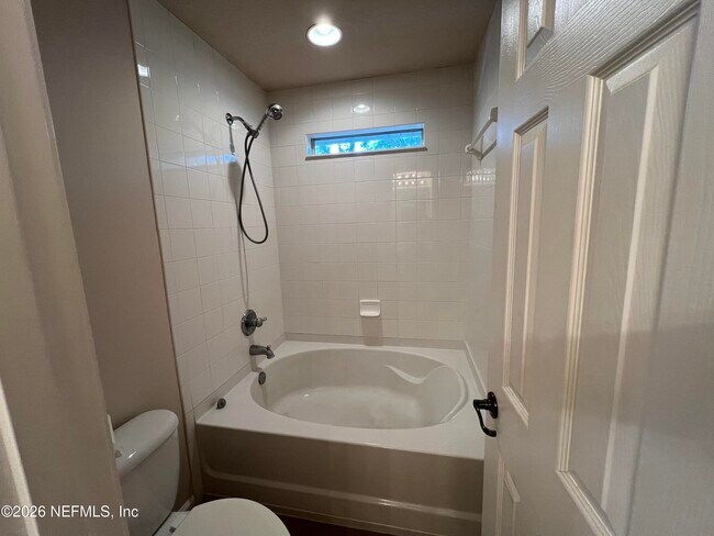 Building Photo - 3593 Hartsfield Forest Cir