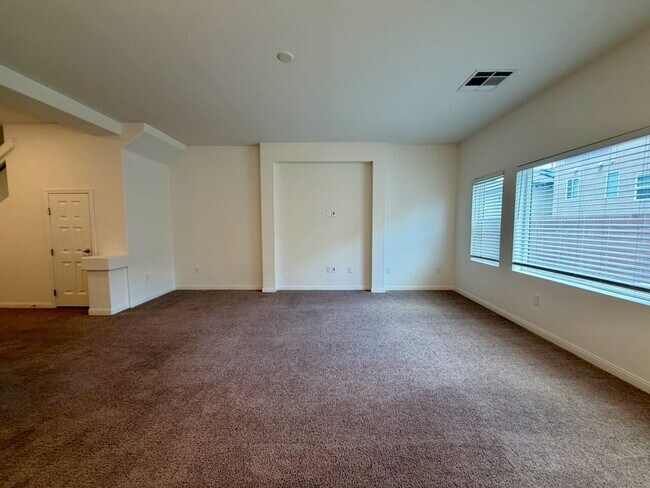 Building Photo - BEAUTIFUL 5 BED 3.5 BATH 3-STORY SINGLE FAMILY HOME WITH 2-CAR GARAGE, SUPER-SIZED LOFT & LOW-MAI...