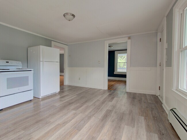 Building Photo - 1 Pratte Ave
