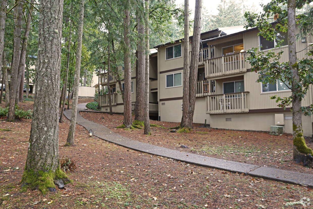Forest Village Apartments Eugene