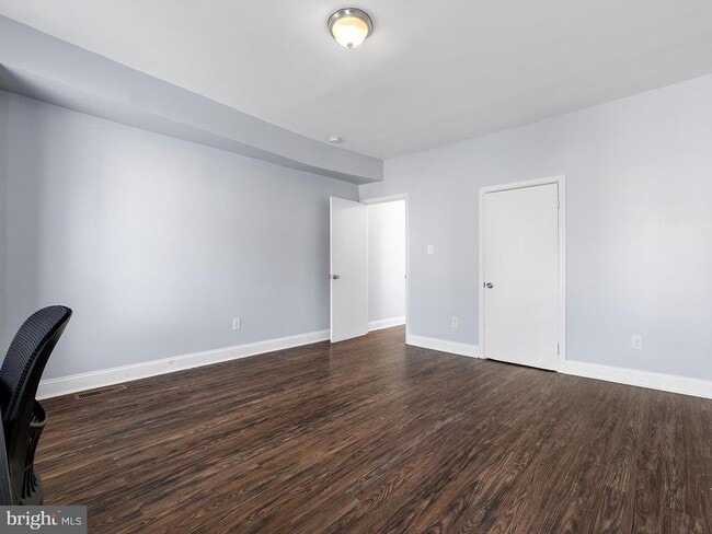 Building Photo - 1713 E Lafayette Ave