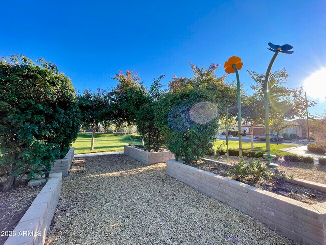 Building Photo - 10154 Theorem Dr