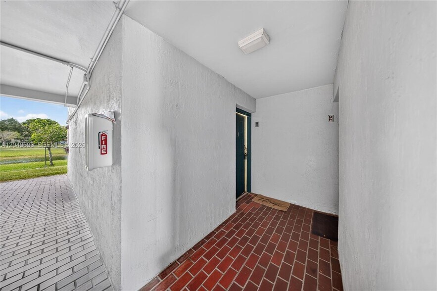 Building Photo - 7195 NW 179th St