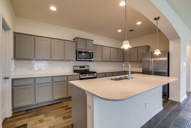 Building Photo - 3500 Pauling Loop