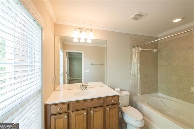Building Photo - 2315 Limehurst Dr