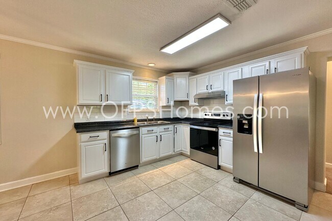 Building Photo - 4490 FL-87