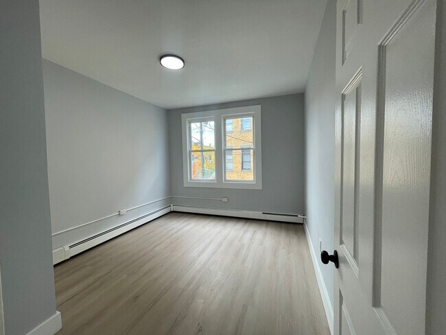 Unit 3 - 150 Cator Ave