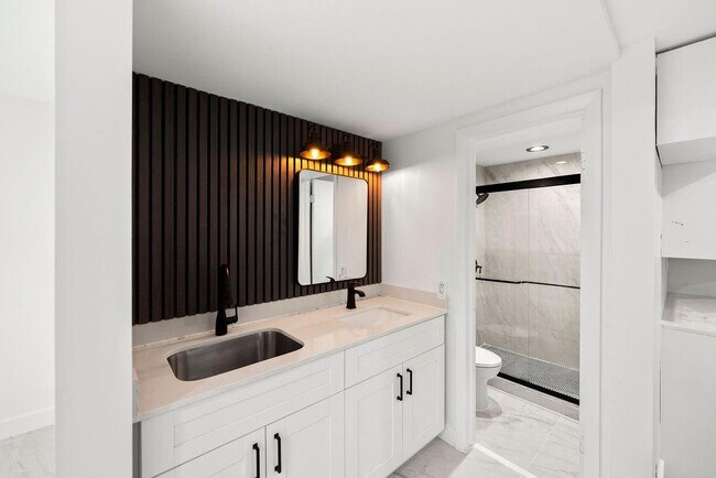 Building Photo - 6930 NW 186th St