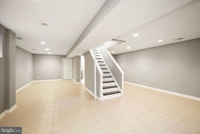 Building Photo - 1518 Gingerwood Ct