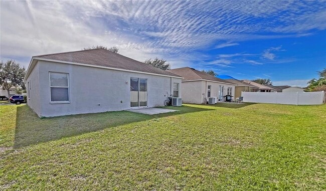 Building Photo - 24925 Vintage Ct