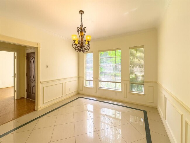 Building Photo - 16714 Colony Terrace Dr