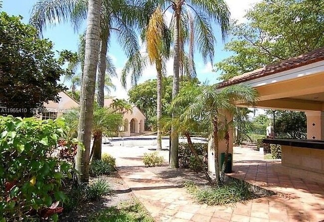 Building Photo - 1715 Village Blvd