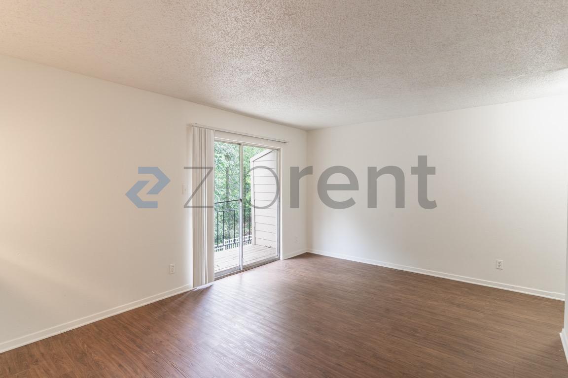 Building Photo - Unit C