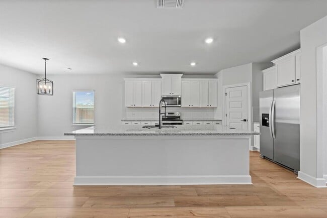 Building Photo - 9513 Balmy Ln