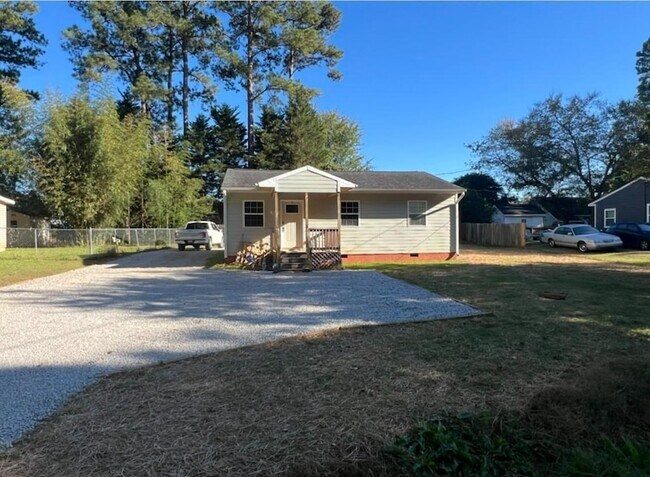 Building Photo - 222 Weston Rd