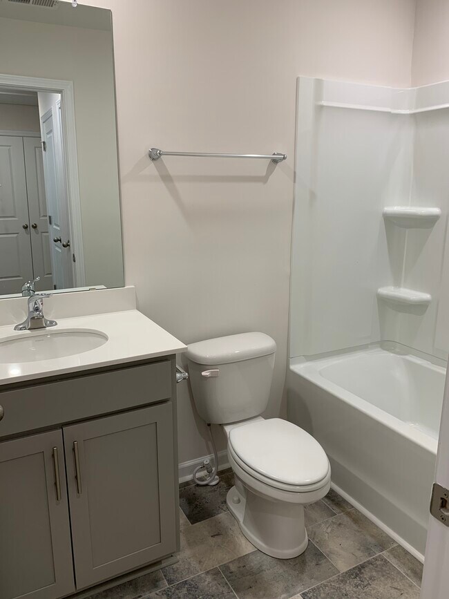 Building Photo - 409 Sea Grit Ct