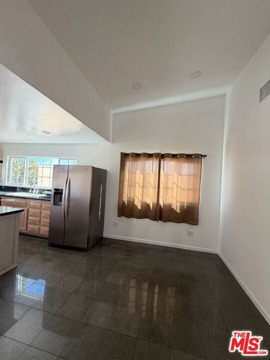 Building Photo - 3900 Castlerock Rd