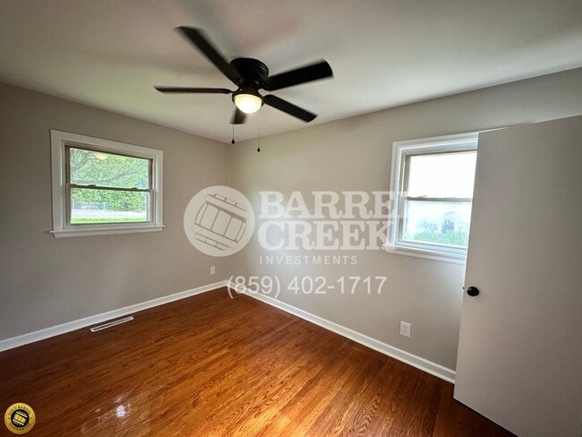 Building Photo - 3-Bed 1-Bath House