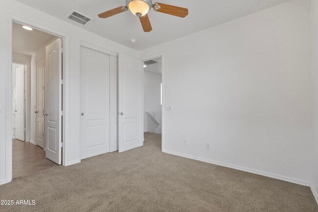Building Photo - 785 W Village Pkwy