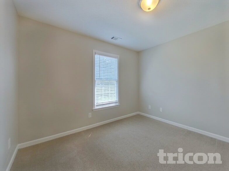 Building Photo - 4708 Tonkawa Bend