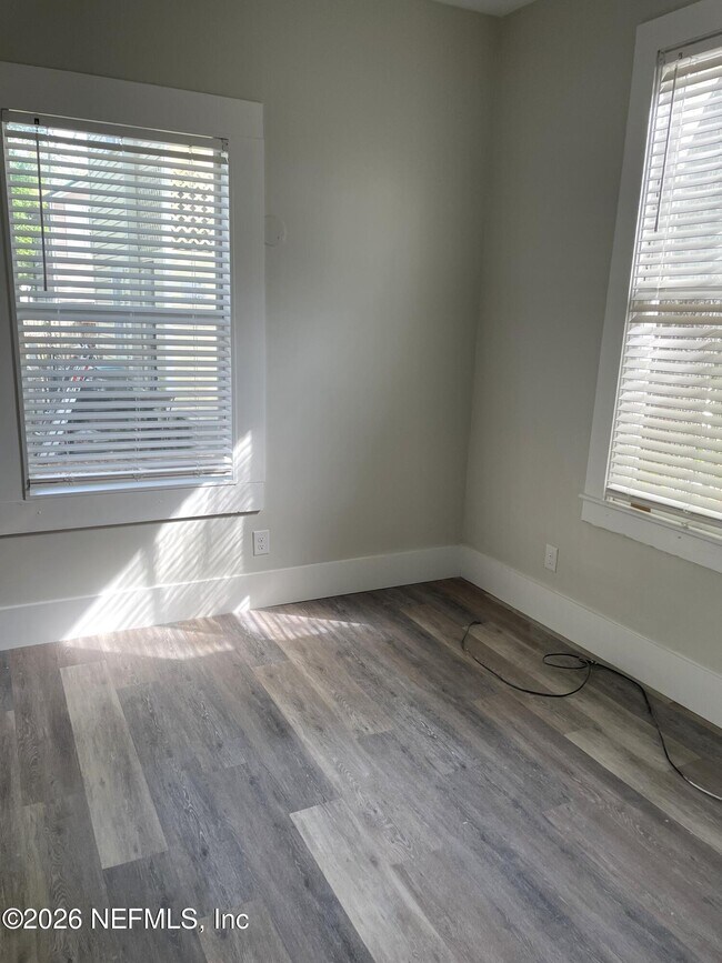 Building Photo - 62 Dumas St