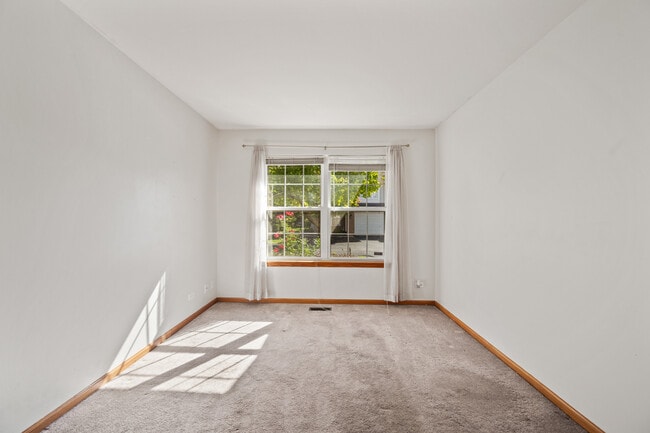 Building Photo - 2774 Borkshire Ln