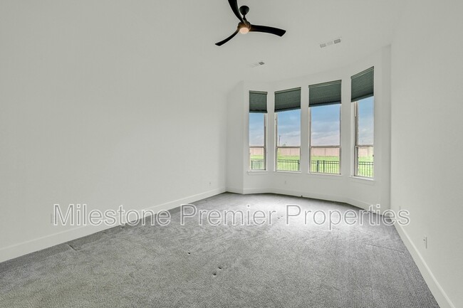 Building Photo - 3621 Brinkley Dr
