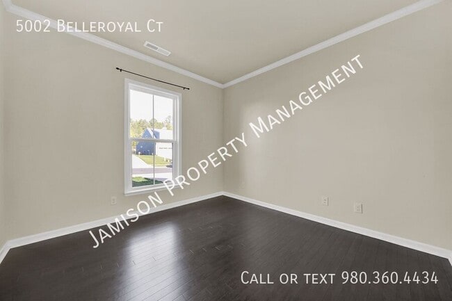 Building Photo - 5002 Belleroyal Ct