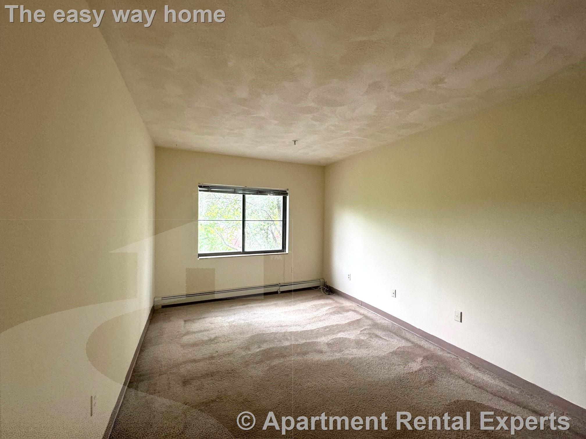 Building Photo - 373 Highland Ave