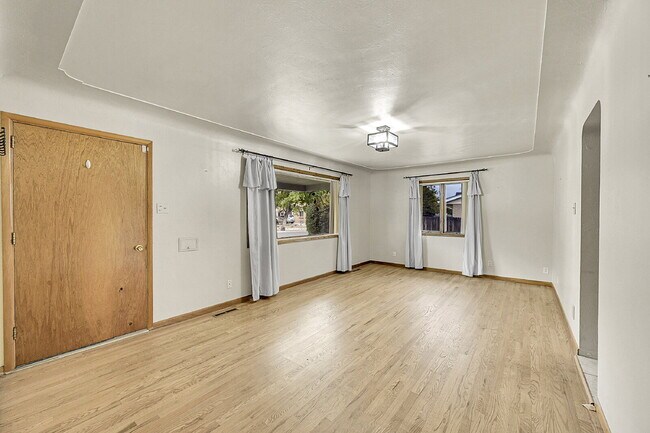 Building Photo - $3,095.00 - HALF OFF First Months' Rent - 3 Bedrooms, 2 Bathrooms Single Family Home in Arvada wi...