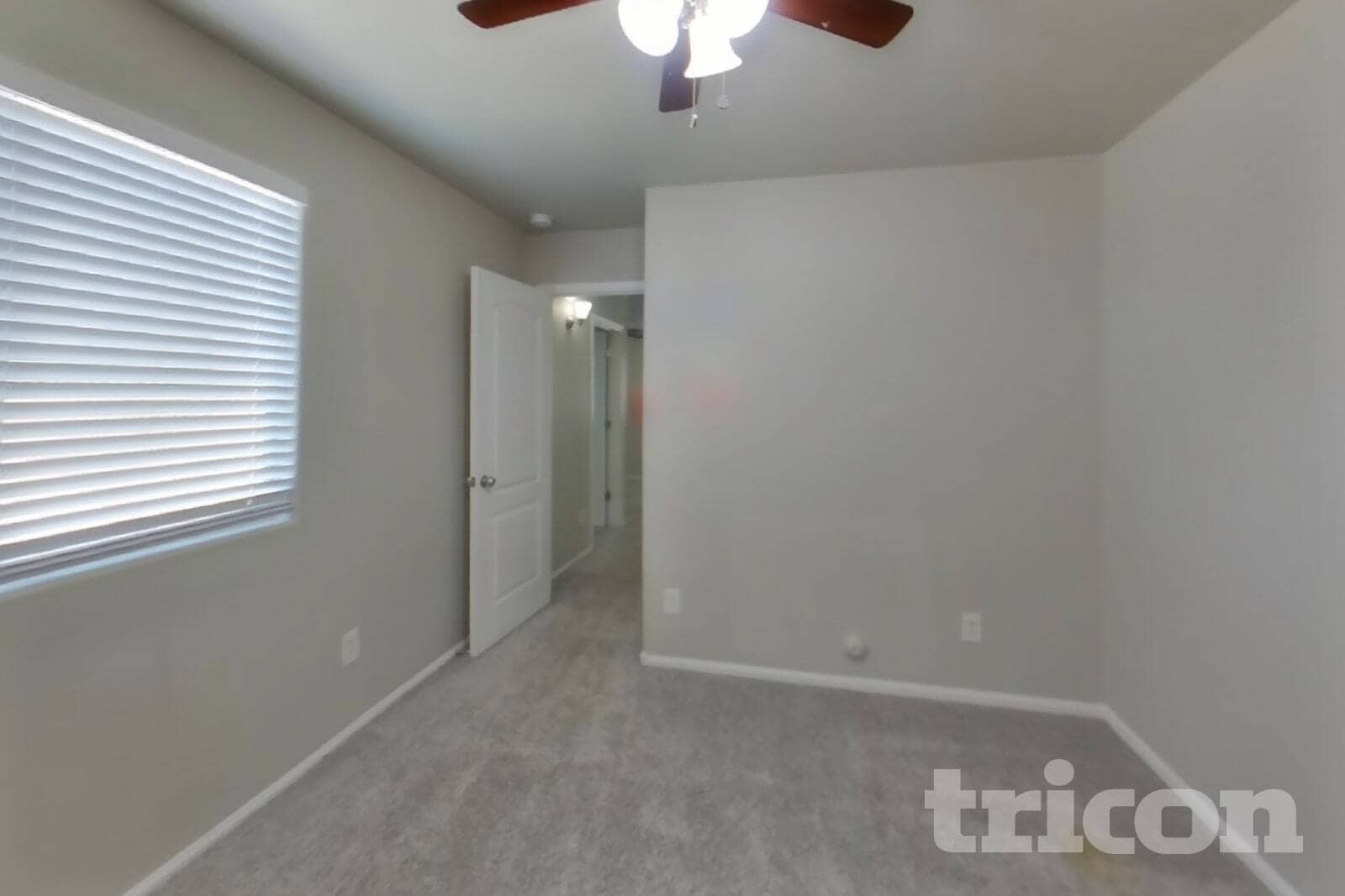 Building Photo - 4151 E Aragonite Ln