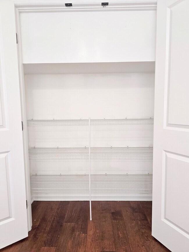 Building Photo - 752 Whitney Pass