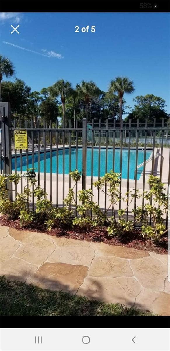 Building Photo - 4123 Oak Terrace Dr