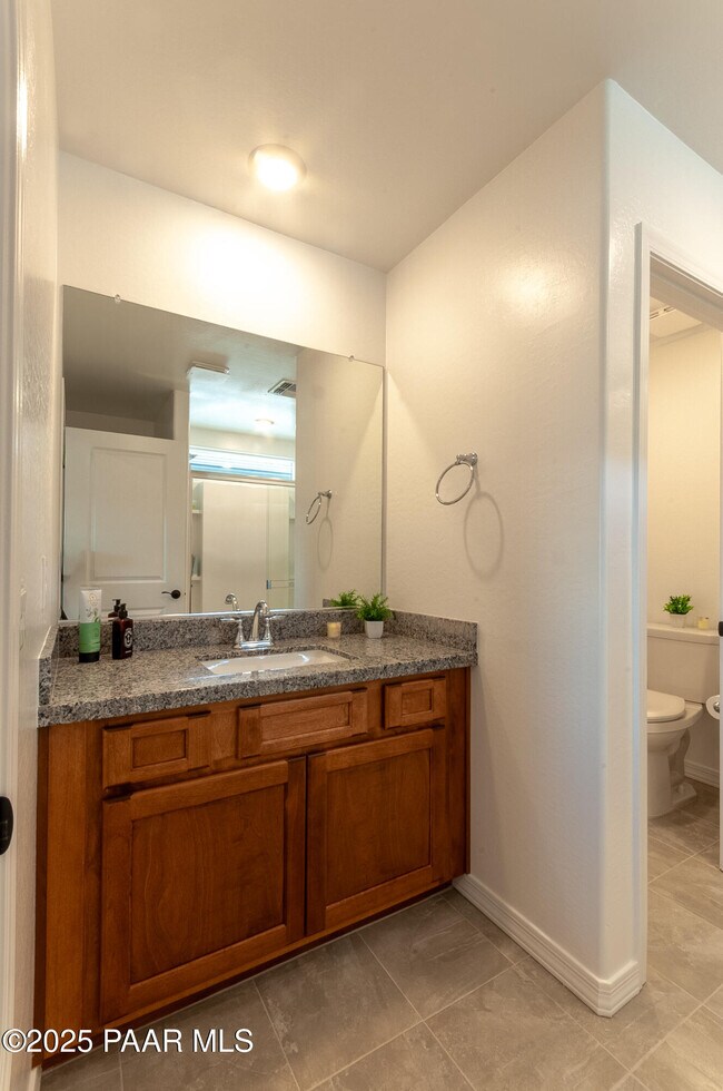 Building Photo - 6129 Lonesome Dr