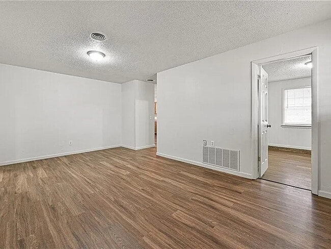 Building Photo - 813 S Scott St