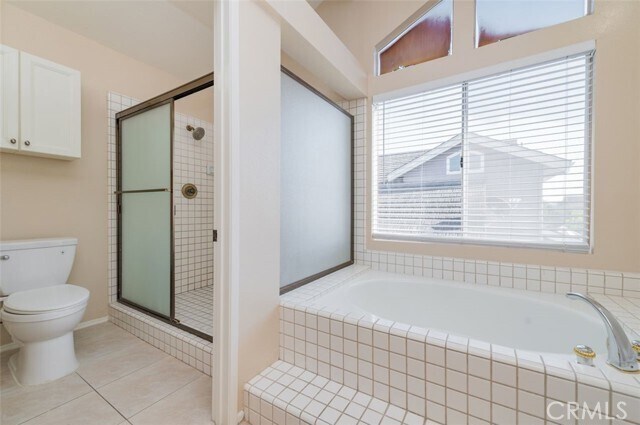 Building Photo - 8 Bayview