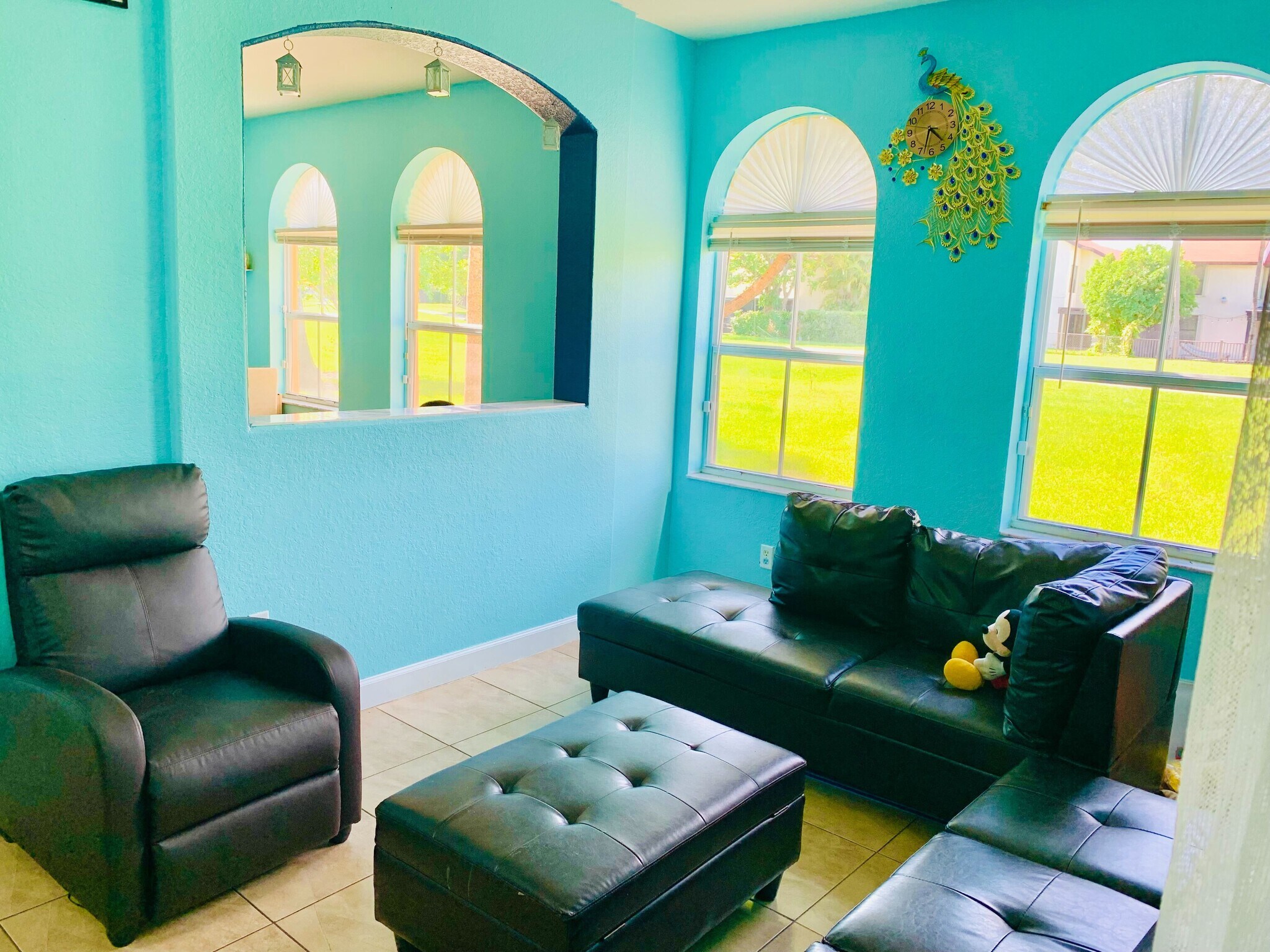 full light areas - 10242 NW 7th St