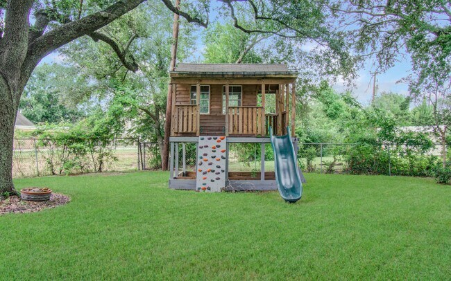 Building Photo - 12214 Braewick Dr