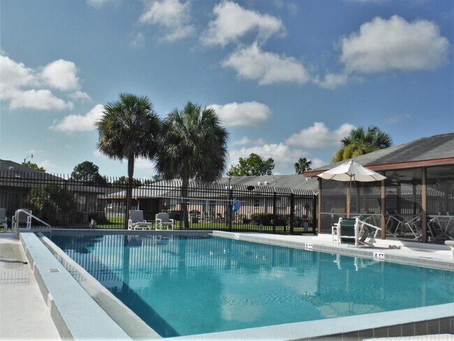Building Photo - 104 Las Brisas Way
