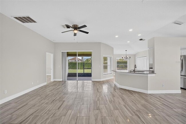 Building Photo - 1434 Hatcher Loop Dr