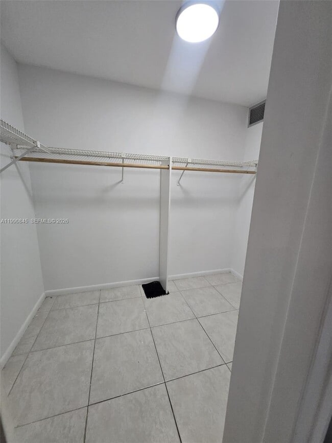 Building Photo - 3500 Whitehall Dr