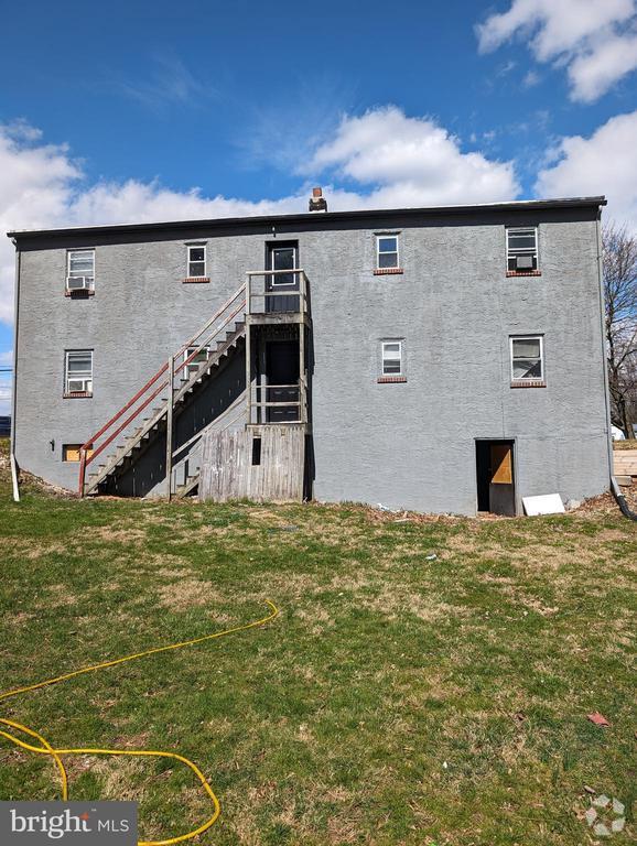 Building Photo - 1080 W Lincoln Hwy