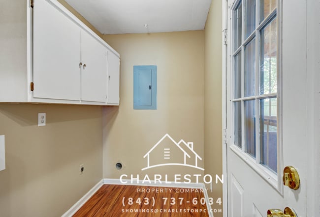 Building Photo - 2318 Applebee Way