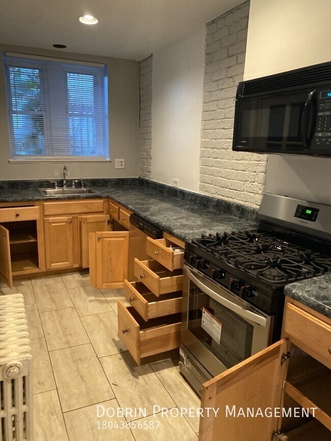 Building Photo - 507 W Marshall St