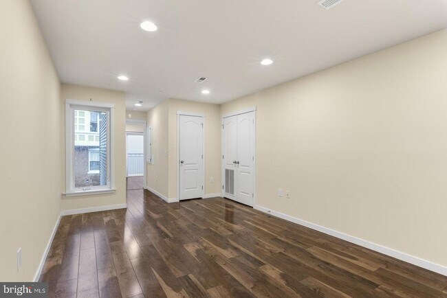 Building Photo - 134 S 46th St
