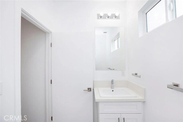 Building Photo - 5026 Cleon Ave