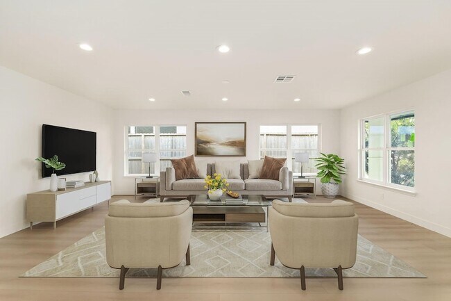 Building Photo - 7414 Janak Dr