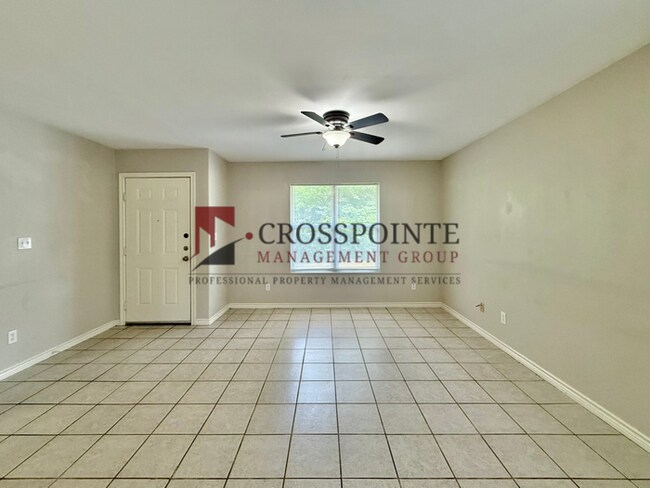 Building Photo - Tour Today! 2 Bedroom 2 Bathroom Duplex!