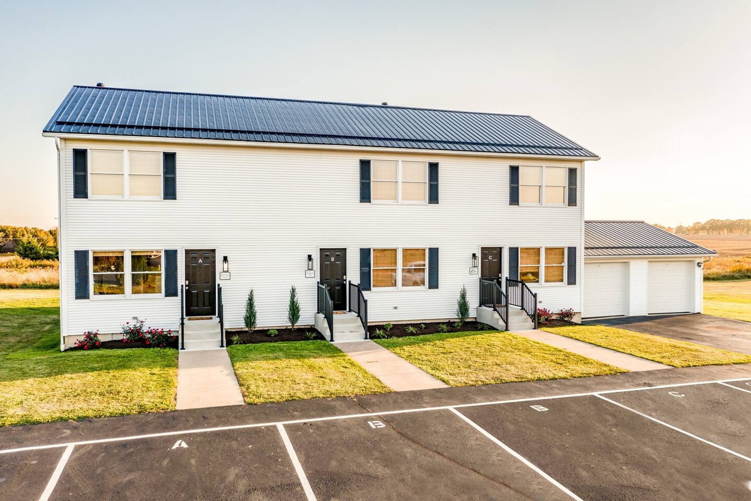 Building Photo - 10268 Cleveland Rd